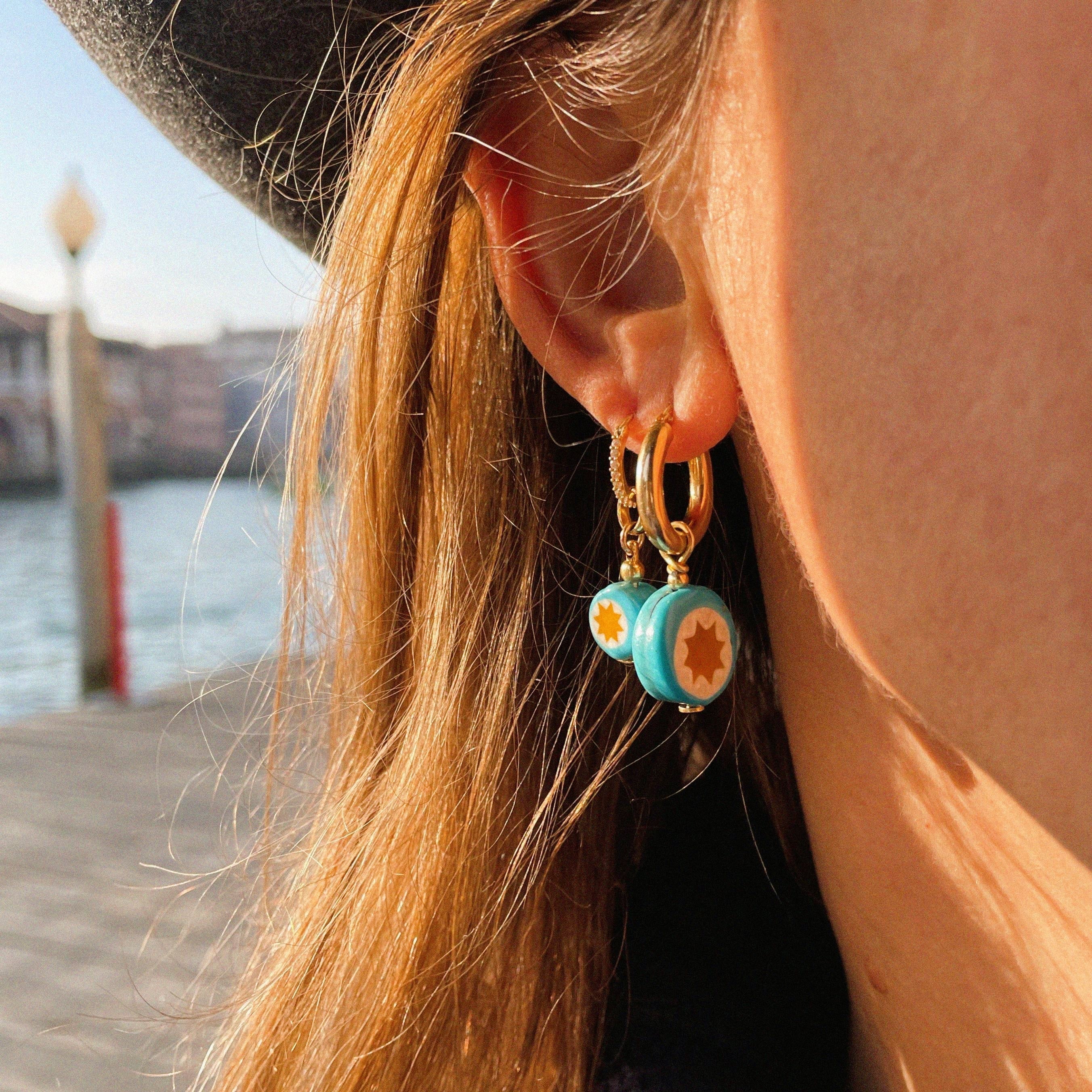SCHIONA EARRING (MONO) - SMALL - BLUE - Heart